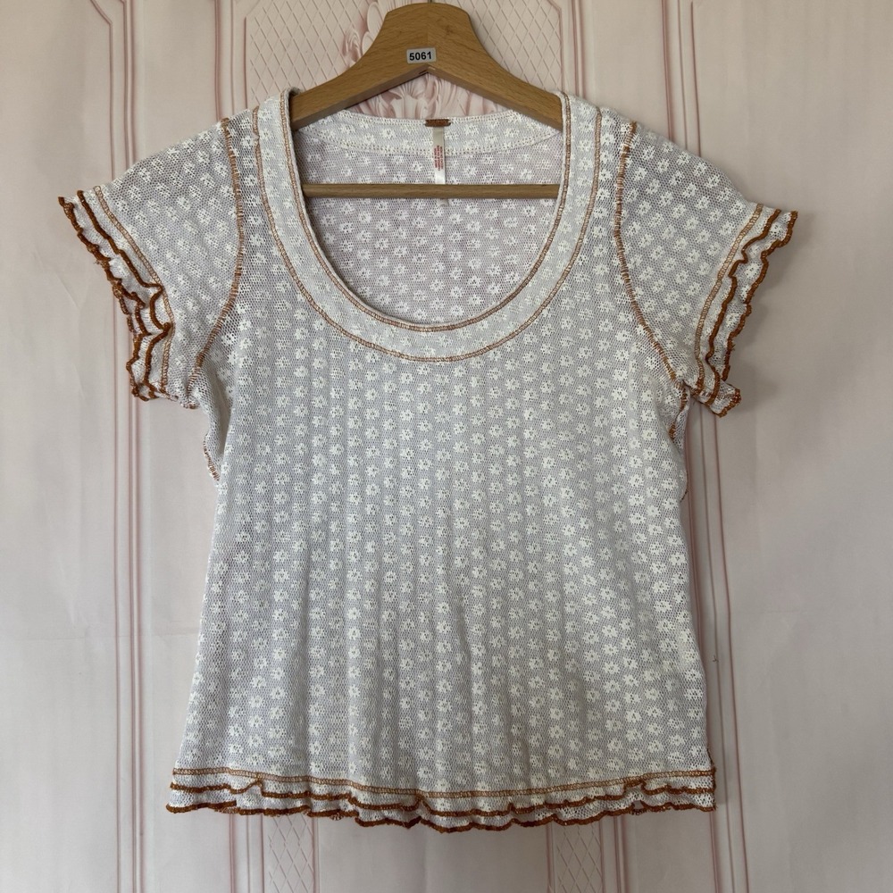 Free People Garner Tee Shirt Ruffle Short Sleeve Cream Size XS Boho